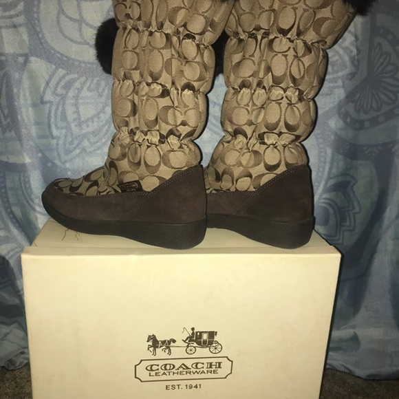 Coach Theona Sig. Rabbit Fur - Picture 3 of 6